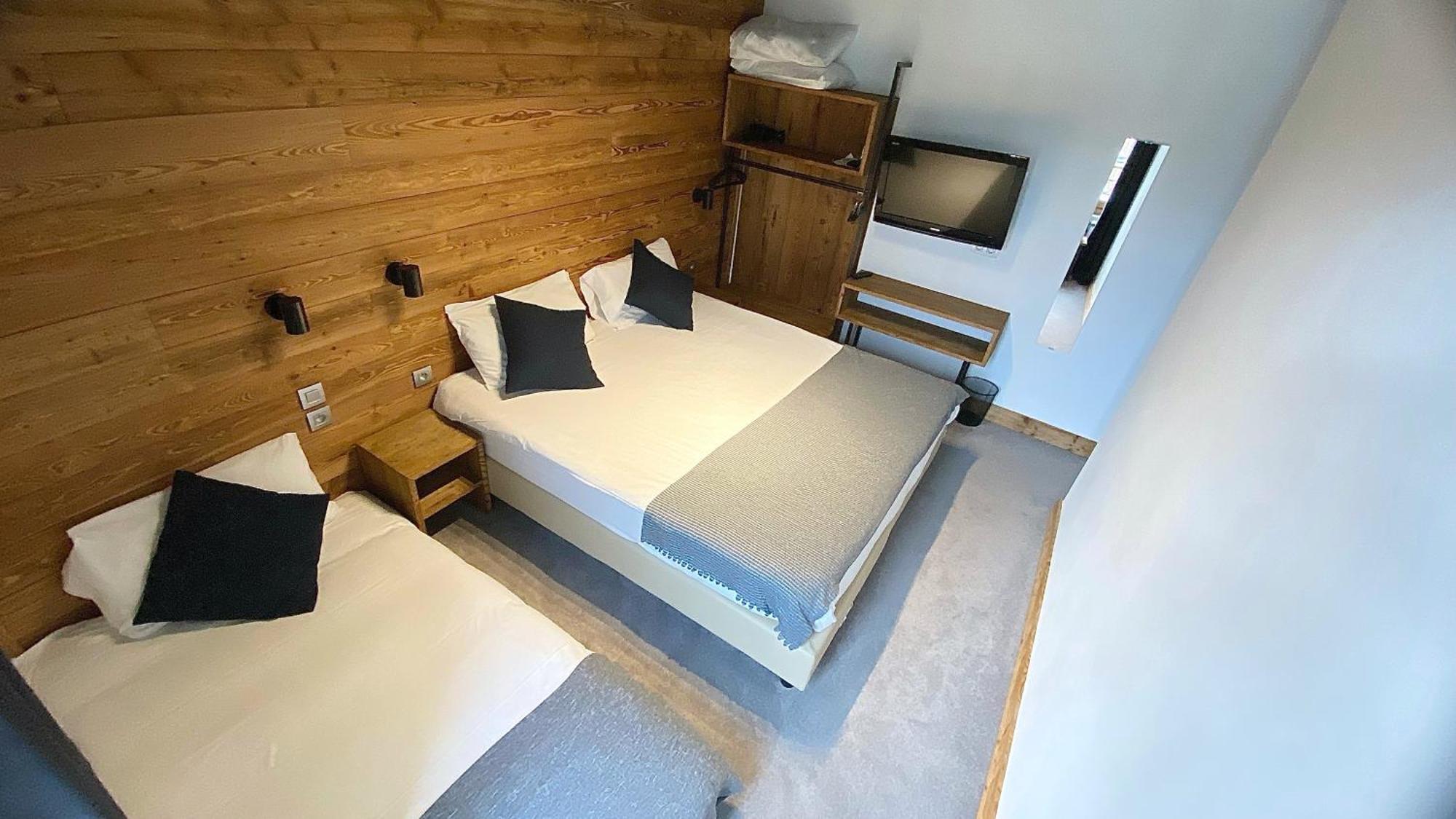 Standard double or twin room sofa bed